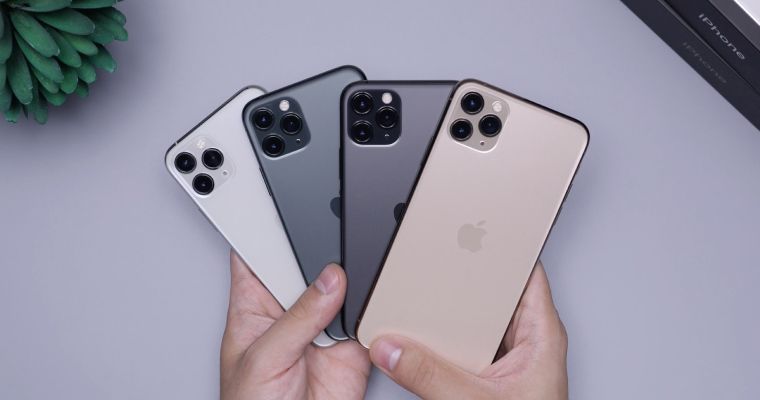 Iphone is reportedly working on a Dual Screen Iphone is reportedly working on a Dual Screen